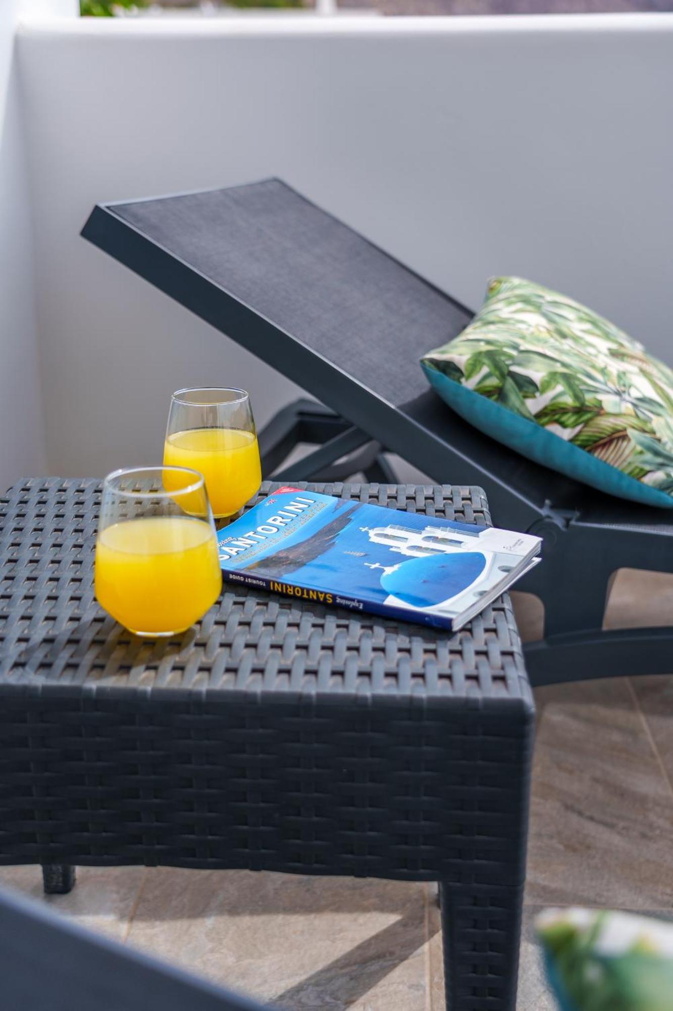Santorossa Luxury Villas Εμπορειό Εξωτερικό φωτογραφία